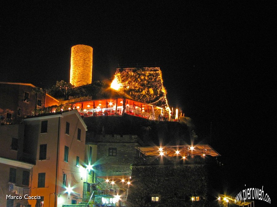 24_Vernazza illuminata.JPG